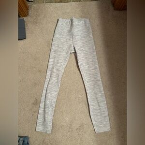 Lululemon Wunder Under leggings - size 4